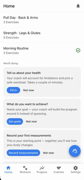 The built-in AI assistant: the client asks a question about the app and gets an instant answer about their workout